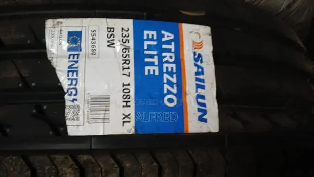 Car Batteries and Car Tyres · Photo 1