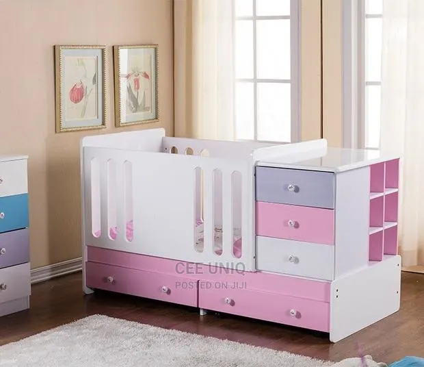 Convertible Baby Cot · Photo 1