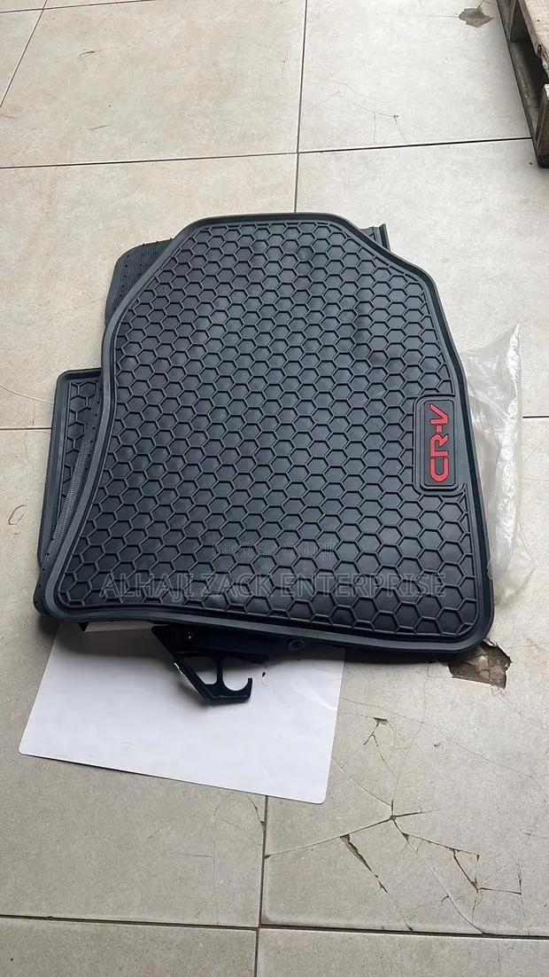Original Honda CRV Floor Carpet · Photo 1