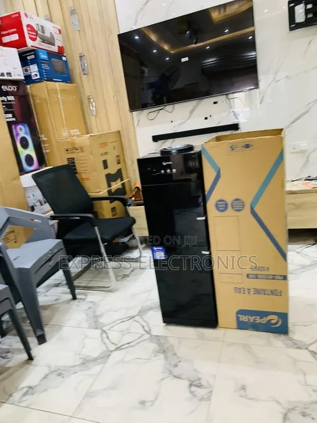 Newly Pearl PWD-4015 Freestanding Hot / Cold Electric Water Dispenser · Photo 1