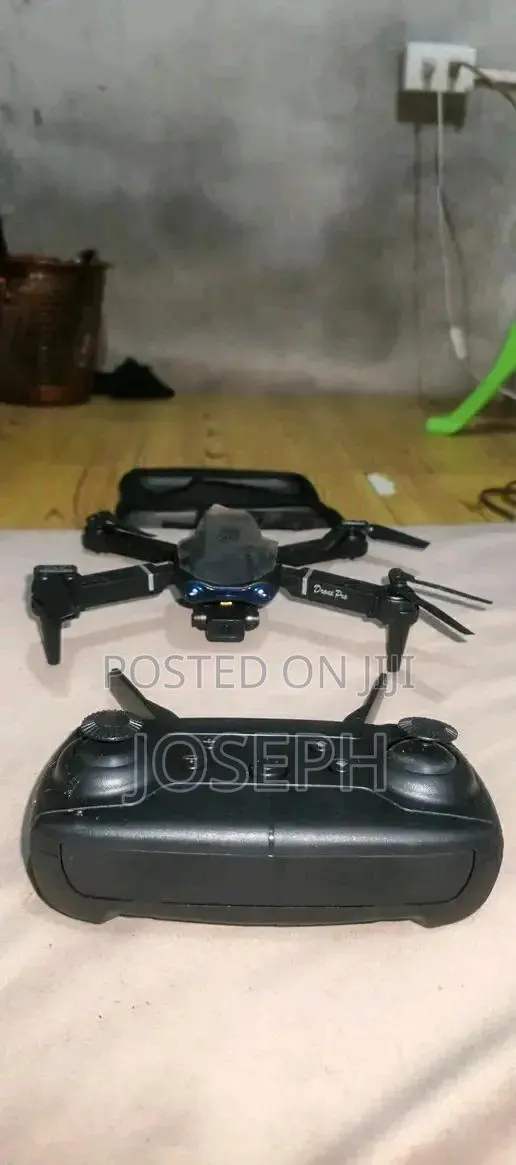 New Drone With Accessories · Photo 1