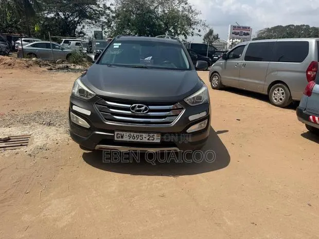 Hyundai Santa Fe 2015 Gray