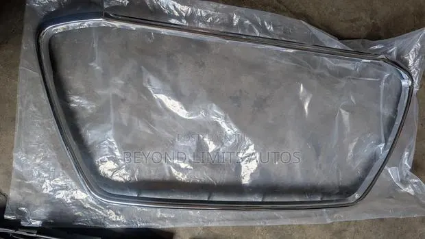 Mitsubishi Outlander Asx 2015,2016,2017 Front Bumper Shining · Photo 1