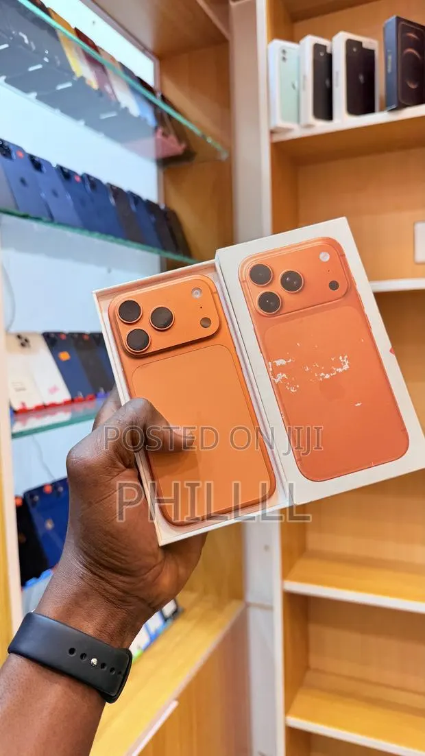 New Apple iPhone 17 Pro 256 GB Orange · Photo 1