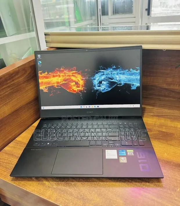 Laptop HP Omen 16 16GB Intel Core i5 SSD 512GB · Photo 1