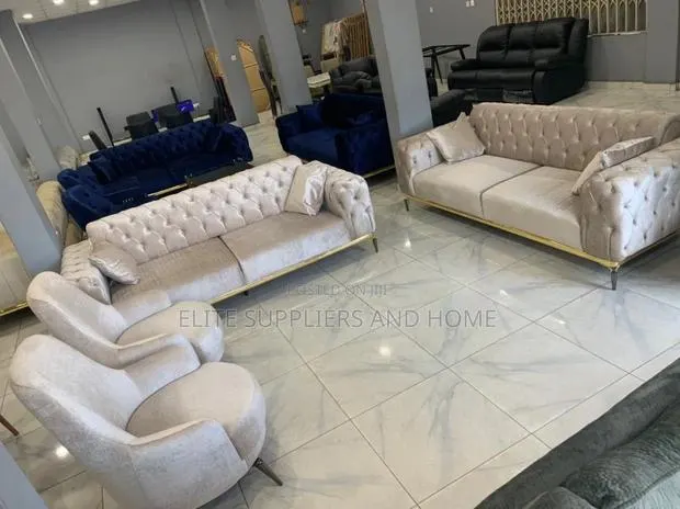 Executive Turkish Sofa · Photo 1