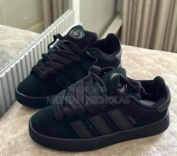 Adidas Campus 00s – Black · Photo 1