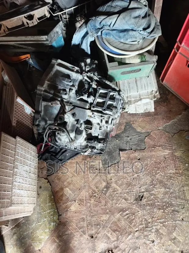 Toyota Yaris Gearbox 9pins · Photo 1