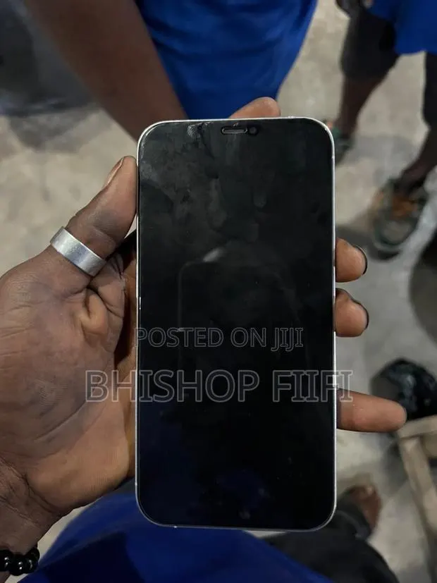 Apple iPhone 12 Pro Max 128 GB White · Photo 1