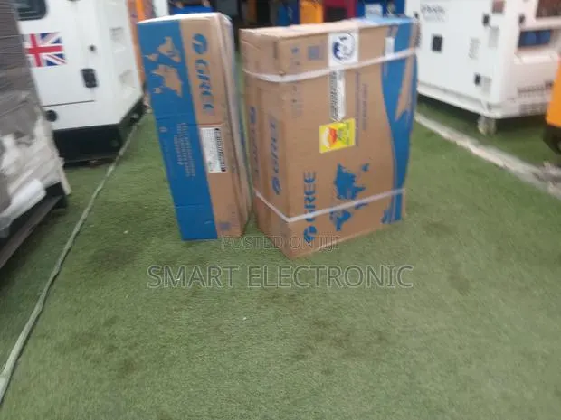 GREE Split Air Conditioning System Performance Superior Comfort · Photo 1