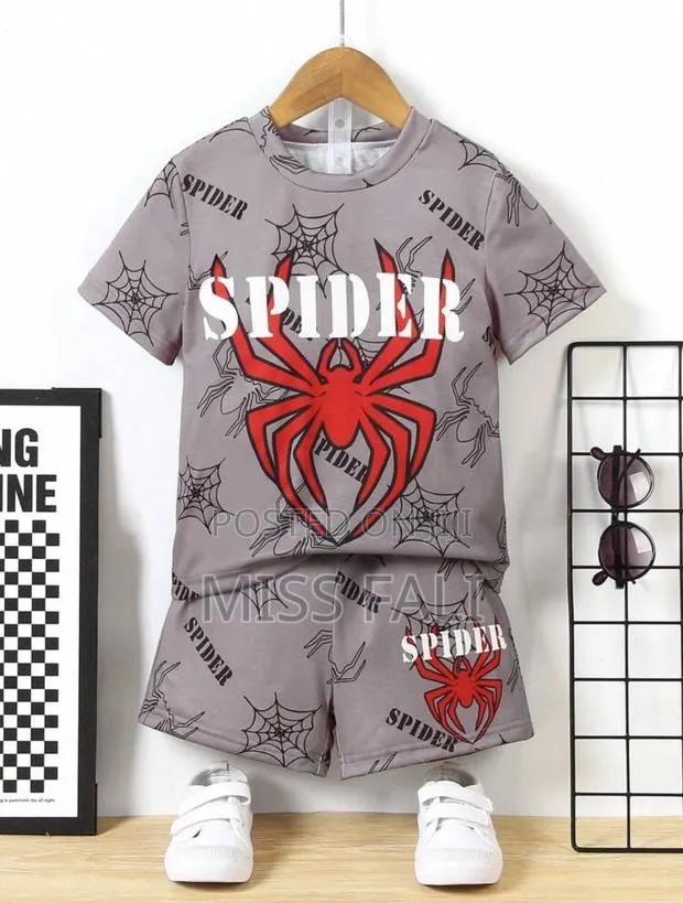 2pcs Spider Print Shirt and Shorts. 7years · Photo 1