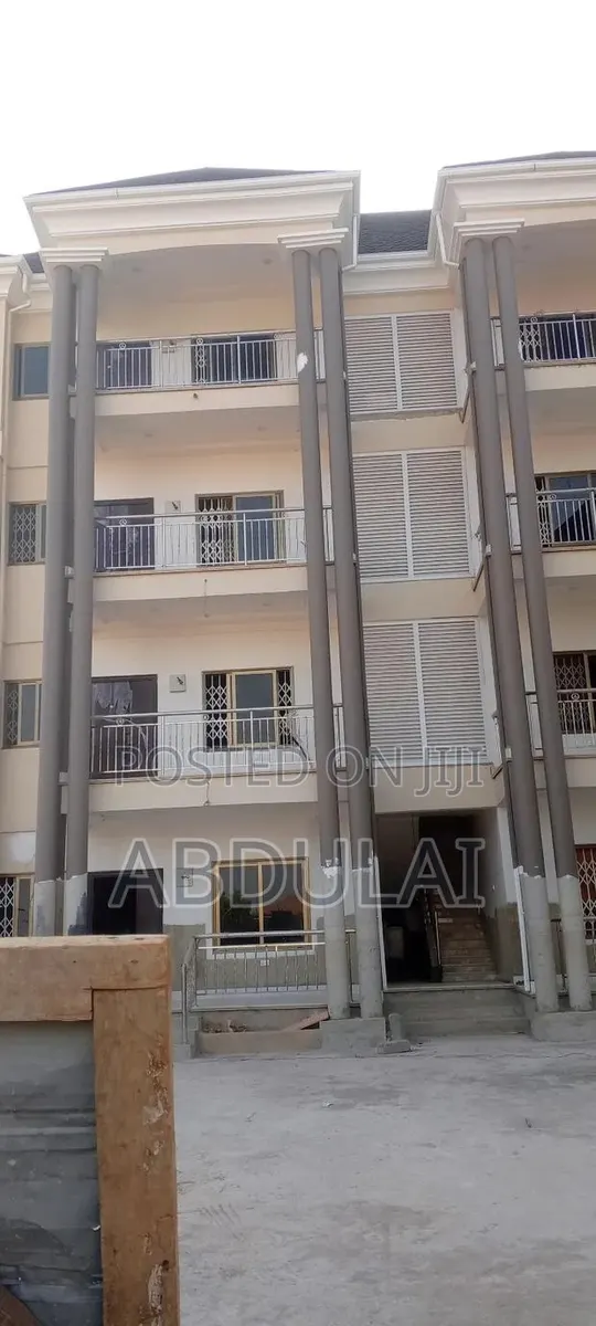2 Bedroom Apartment · Photo 1
