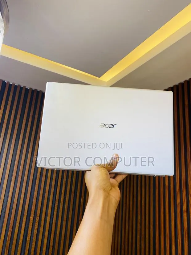 Laptop Acer Swift 16GB Intel Core i5 SSD 256GB · Photo 1