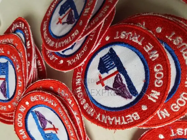 School Crest / Badges · Photo 1