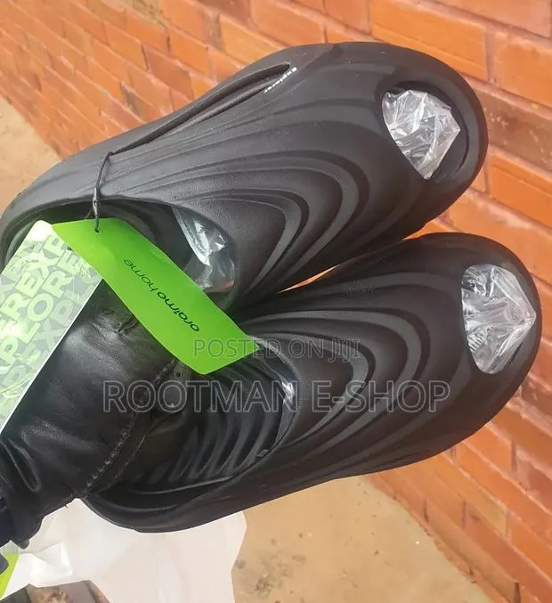 New Arrival Oraimo Crestfrom Ergonomic Anti-Skid Slipper · Photo 1