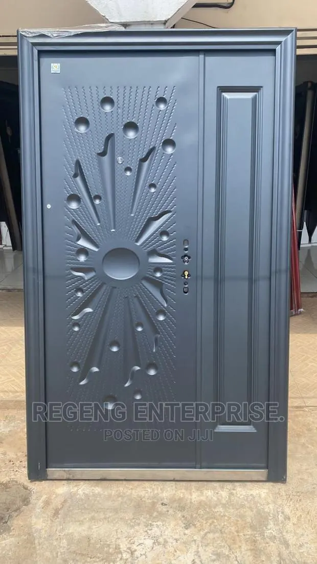 Turkish Smooth Security Door · Photo 1