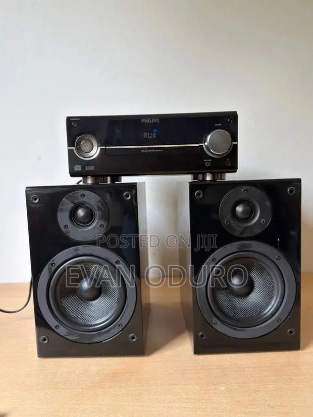 Powerful Philips Excellent Sound Cd/USB/ Bt/Radio/iPhone iPod Dock/Aux · Photo 1