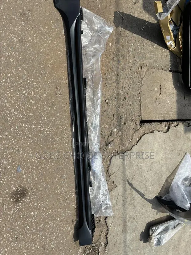 Running Board Corolla 2020-2021-2022 · Photo 1