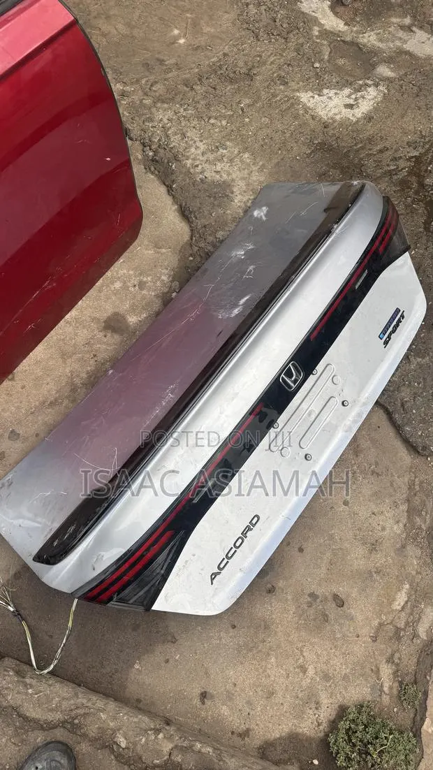 Honda Accord 2023,2024,2025 Boot / Tailgate Complete · Photo 1