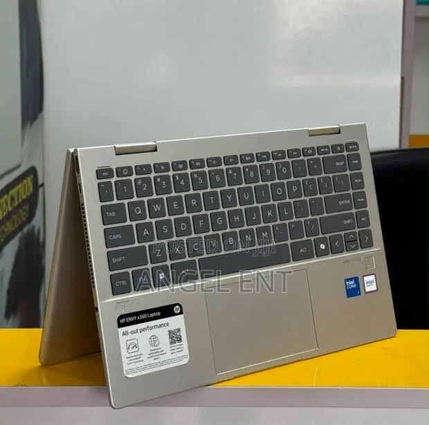 Laptop HP Envy 14 16GB Intel Core 7 SSD 512GB · Photo 1