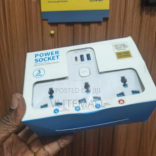 Power Socket With Type C-USB · Photo 1
