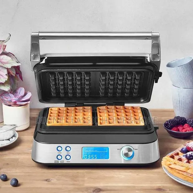 Gastroback Belgian Waffle Maker With Temperature Control · Photo 1