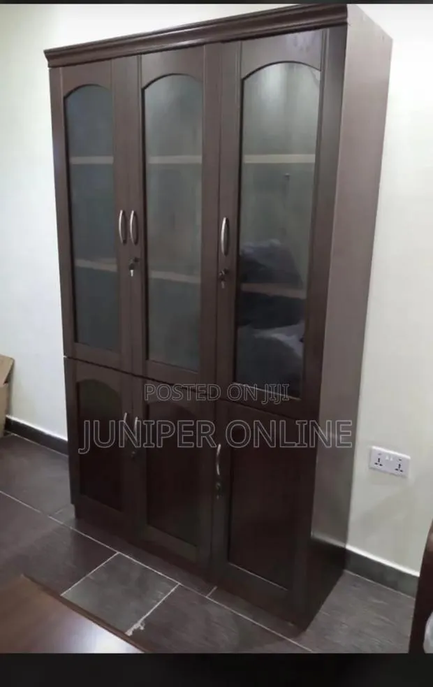 Office Cabinet VI ( 3 Doors) · Photo 1