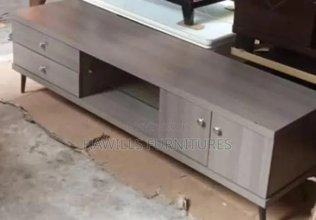 Executive Classic Tv Stand With 4 Drawer · Photo 1