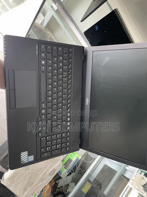 Laptop Fujitsu Lifebook A1220 8GB Intel Core i3 HDD 500GB · Photo 4