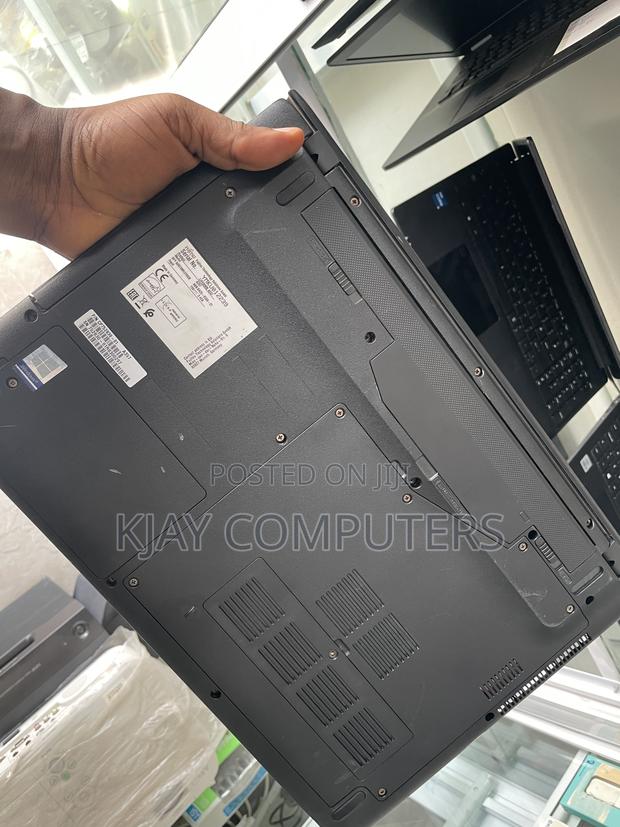 Laptop Fujitsu Lifebook A1220 8GB Intel Core i3 HDD 500GB · Photo 5