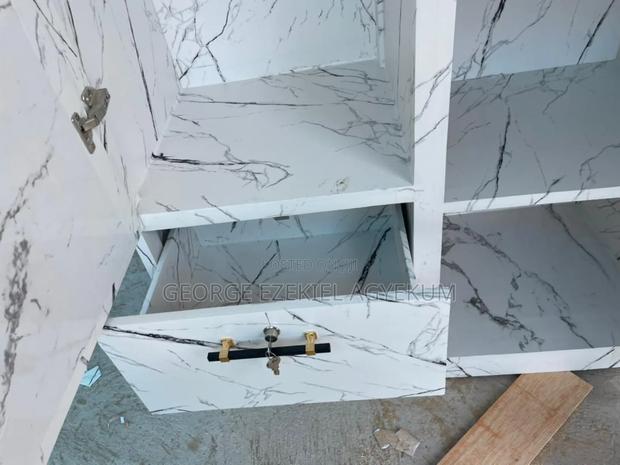 2 in 1 Wardrobe · Photo 2