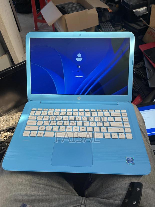 Laptop HP Stream 14 2GB Intel Pentium SSD 32GB · Photo 3