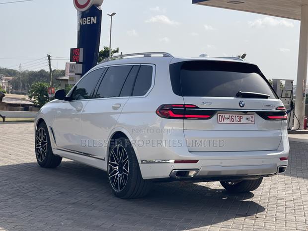 BMW X7 xDrive40i 2023 White · Photo 5