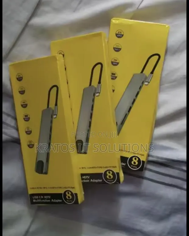 8 in 1 Type-C USB Adapter · Photo 1