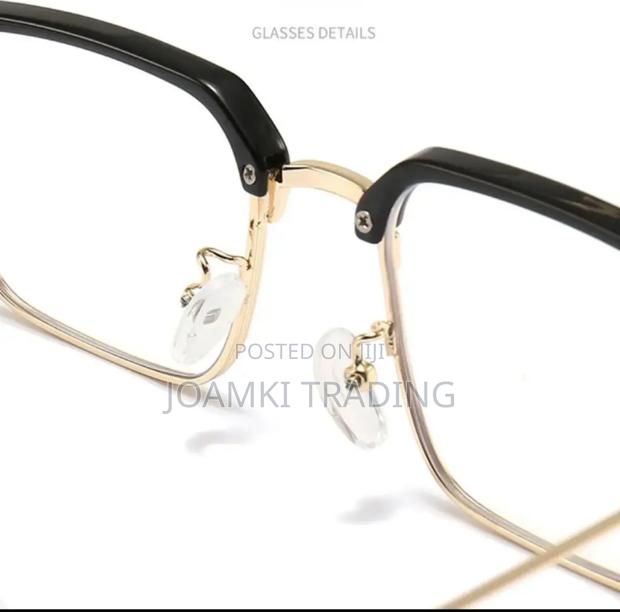 2 In 1 Photochromic Anti Blue Light Glasses For Men Women · Photo 8