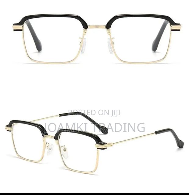 2 In 1 Photochromic Anti Blue Light Glasses For Men Women · Photo 4