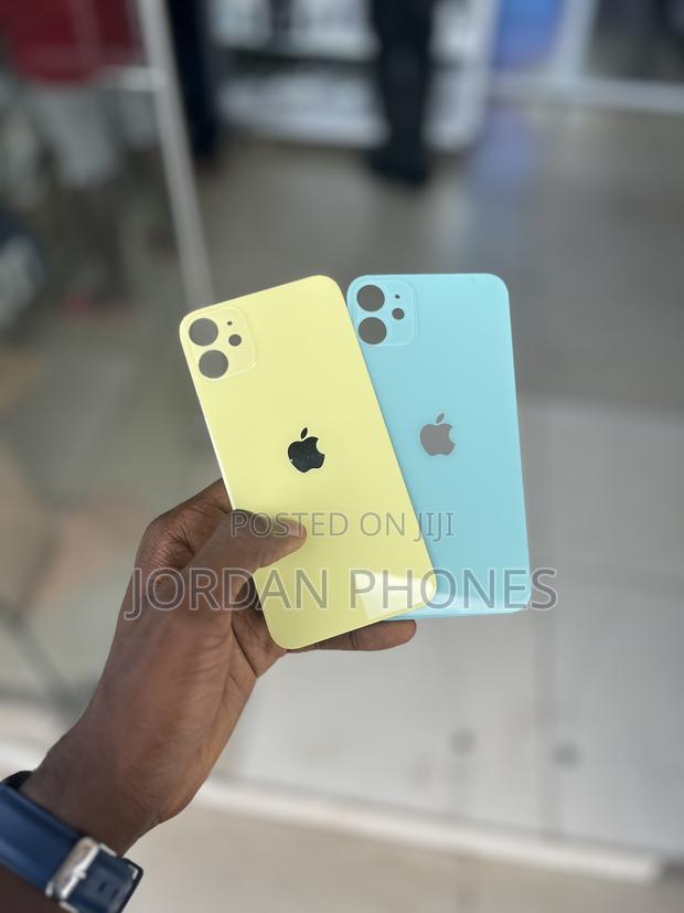  iPhone 11 Back Glass · Photo 2