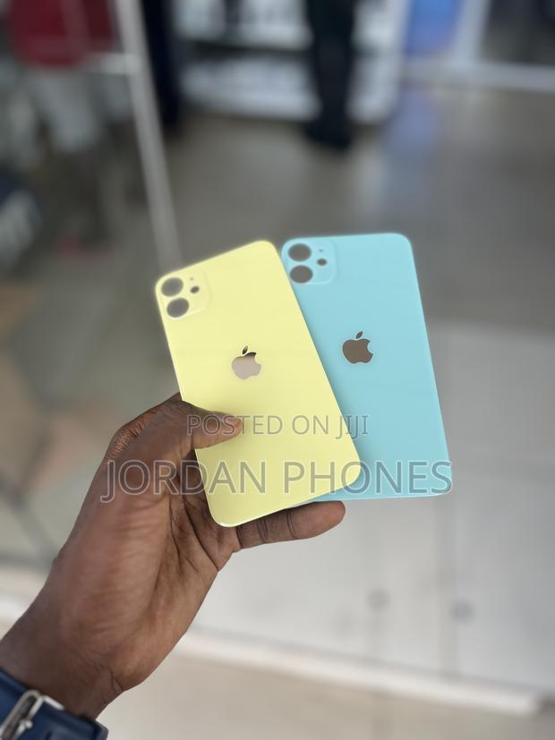  iPhone 11 Back Glass · Photo 1