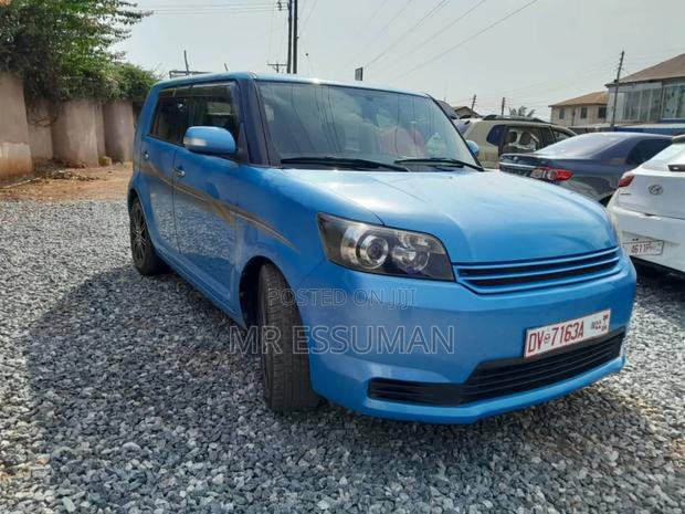 Toyota Corolla L 4dr Sedan (1.8L 4cyl 5M) 2012 Blue · Photo 1
