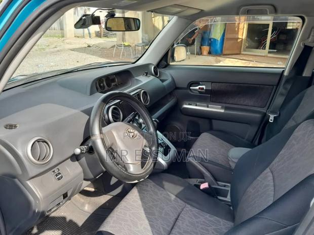 Toyota Corolla L 4dr Sedan (1.8L 4cyl 5M) 2012 Blue · Photo 7