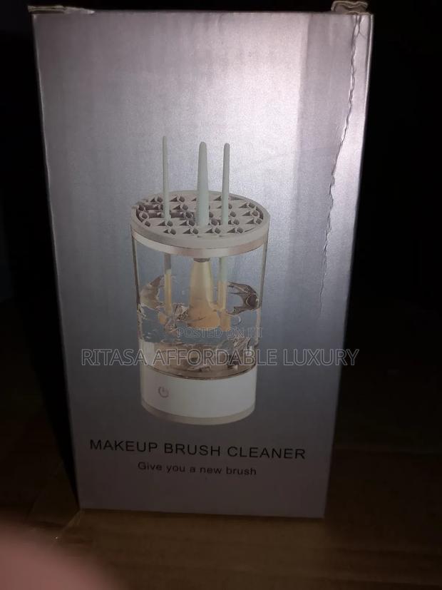 Makeup Brush Cleaner · Photo 2