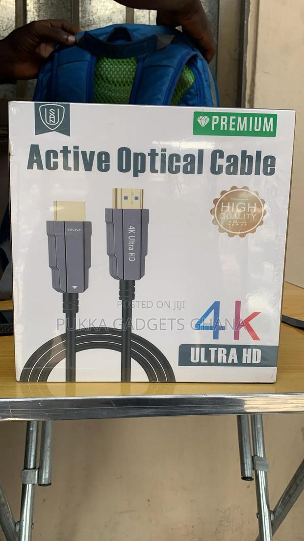 Active Optical Cable · Photo 1