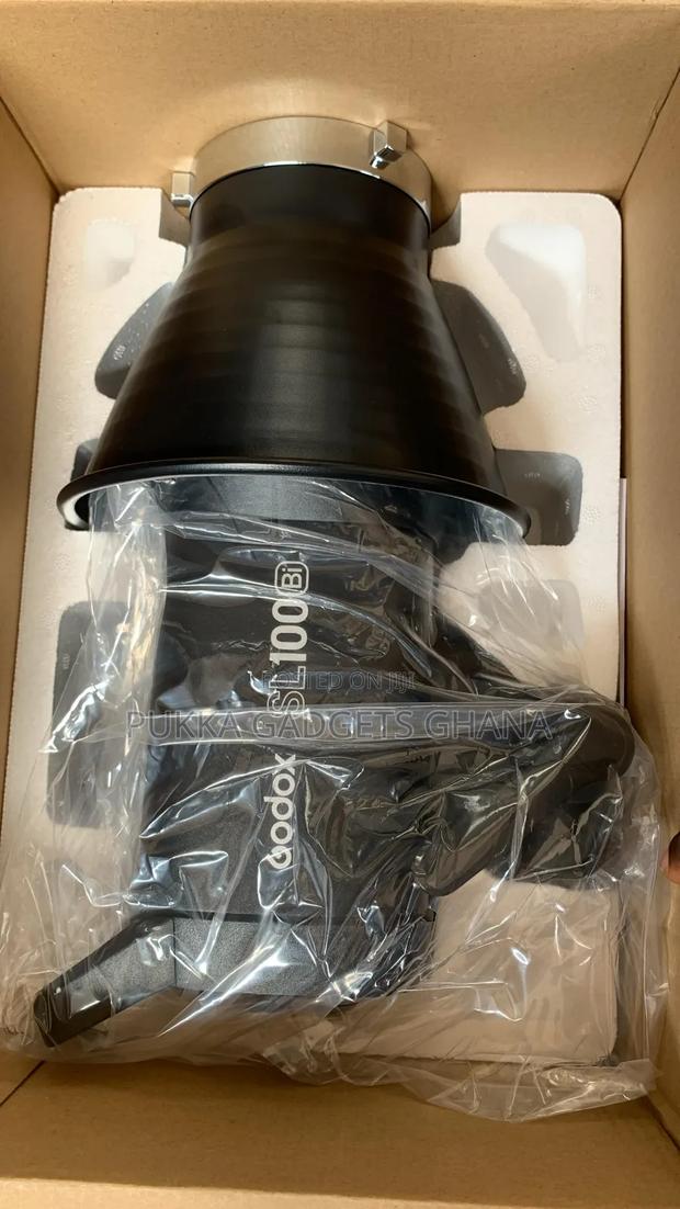 Godox Sl100 Bi Light · Photo 2