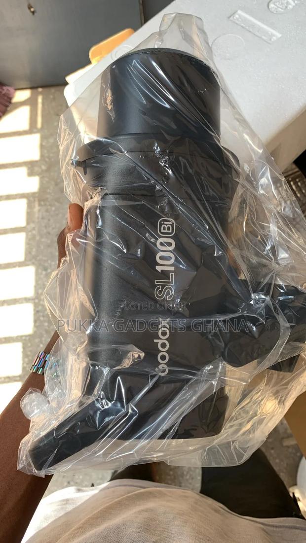 Godox Sl100 Bi Light · Photo 3