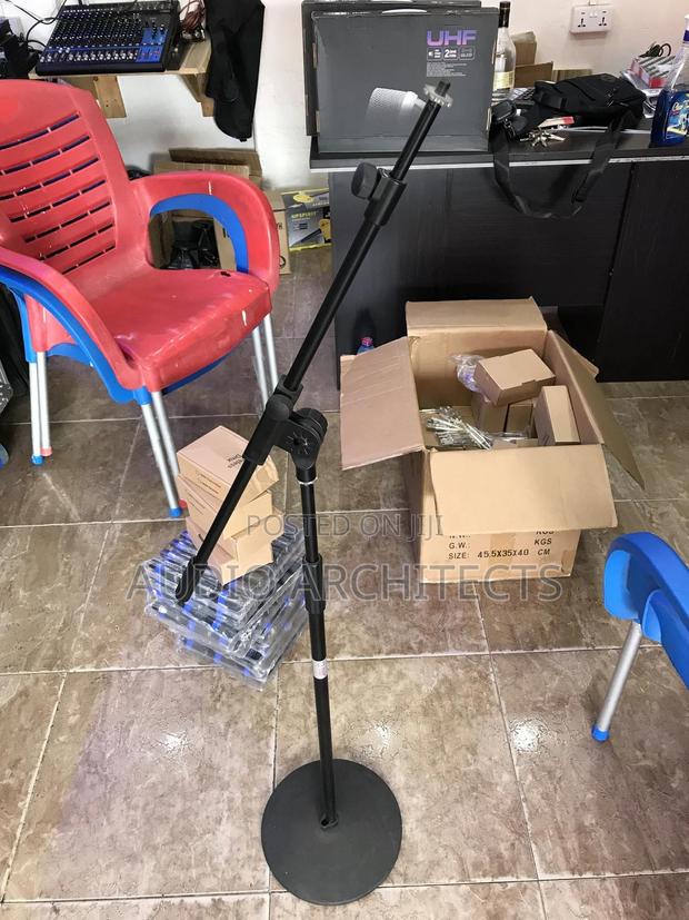 Microphone Stand · Photo 1
