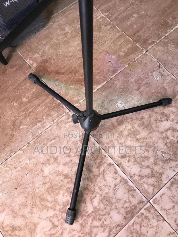 Microphone Stand · Photo 5