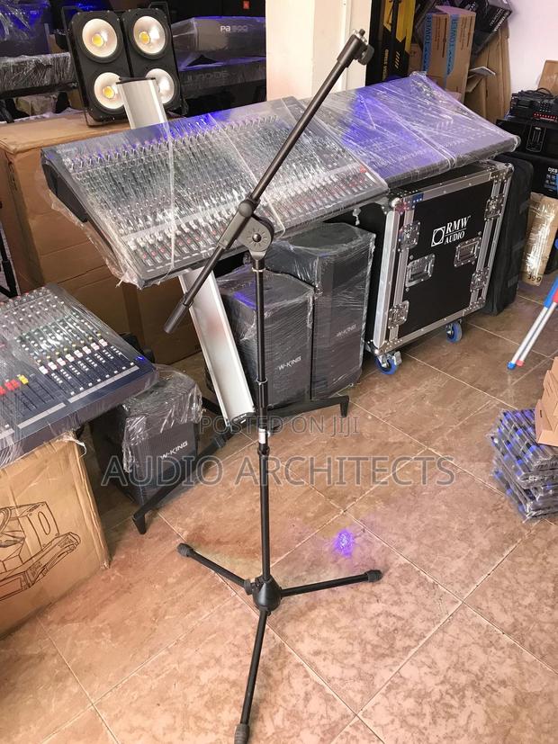 Microphone Stand · Photo 4
