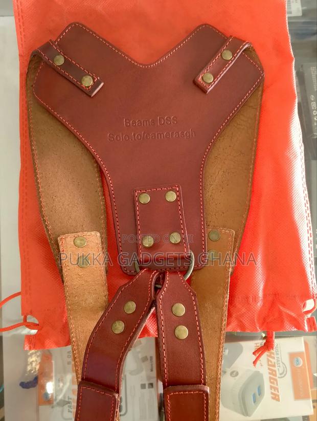 Beams Leather Strap · Photo 1