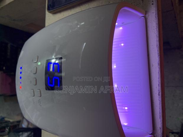 Cordless Nail UV Lamp · Photo 4
