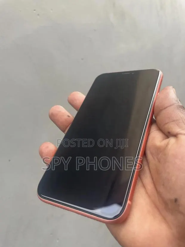 Apple iPhone XR 64 GB Orange · Photo 1